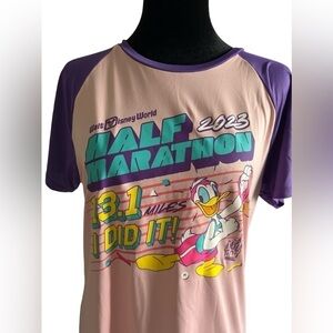 Disney World RunDisney Half Marathon Weekend 2023 SHIRT DONALD DUCK
13.1 NWT